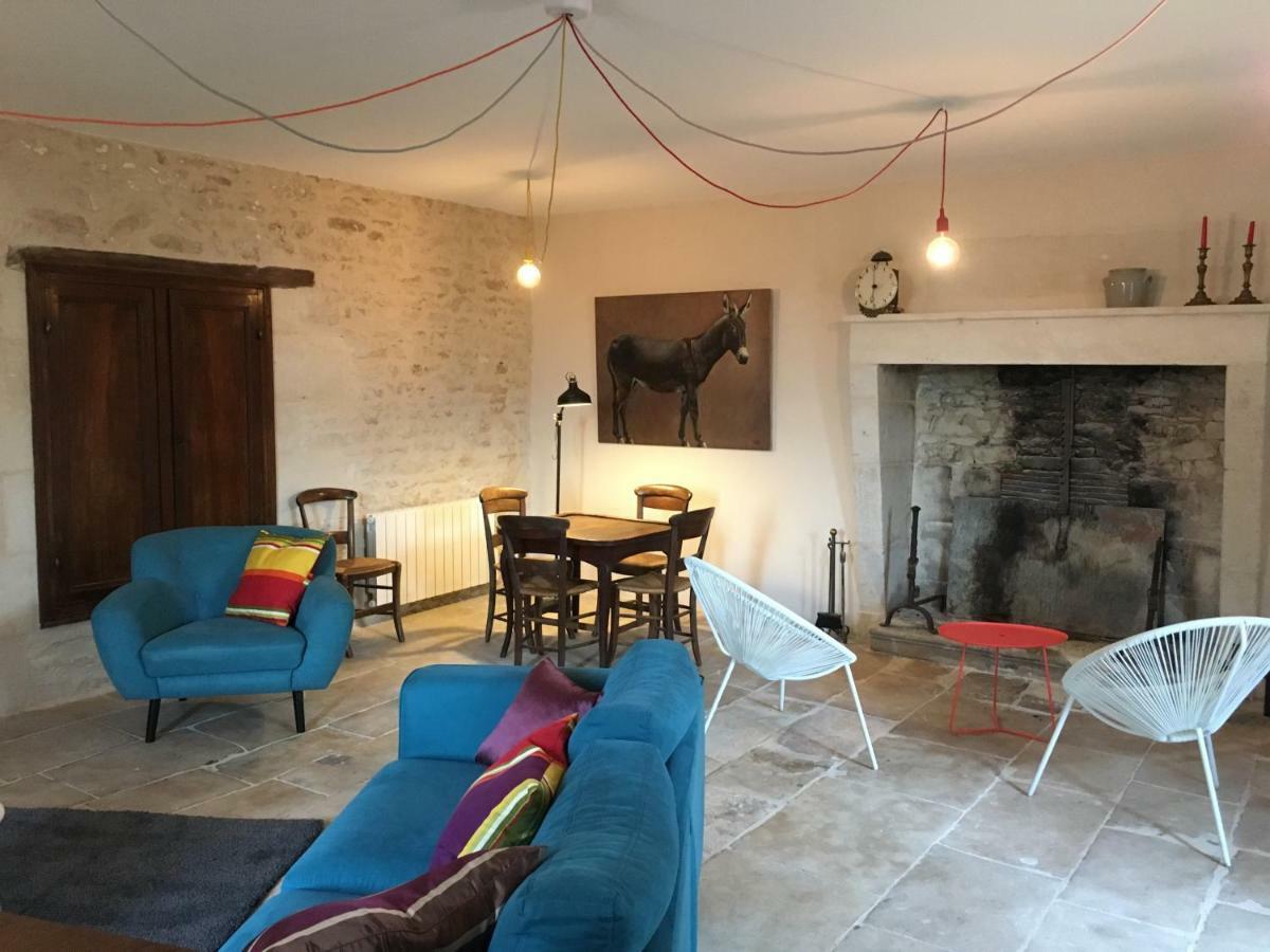 Gites Les Demeures De Valette Azay-le-Brule Exteriér fotografie