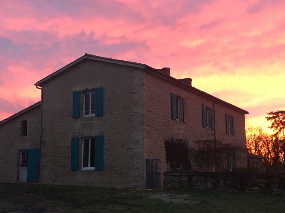 Gites Les Demeures De Valette Azay-le-Brule Exteriér fotografie